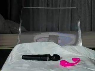 Timilkasquirtx  live sex cam