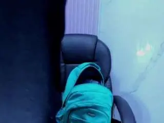 Tomboygirl69  live sex cam