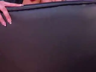 Violettcastel  live sex cam