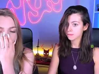Hanna-kiss3  live sex cam