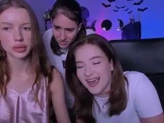 Hanna-kiss3  live sex cam