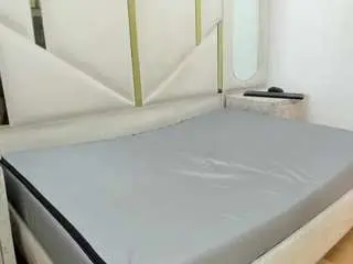 Nikkitorresss69  live sex cam