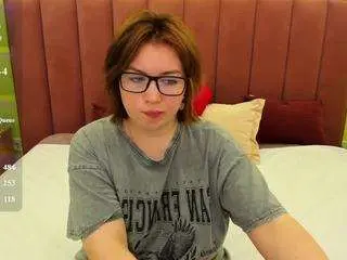 Emilyamorre  live sex cam