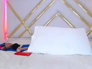 Lailastilwills  live sex cam