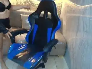 Rubia-encantada-r  live sex cam