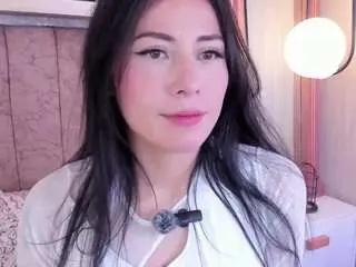 Emiiily  live sex cam