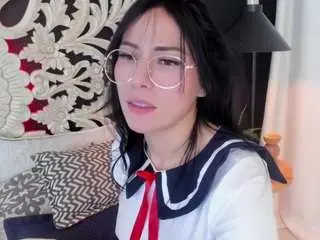 Emiiily  live sex cam