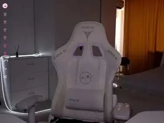 Evelina-fox  live sex cam