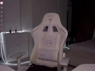 Evelina-fox  live sex cam