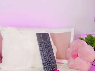 Mia-ssweett1  live sex cam