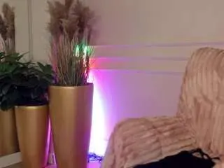 Ahhmia  live sex cam