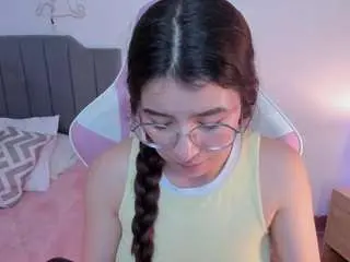 Amyjonnes  live sex cam