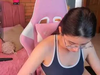 Amyjonnes  live sex cam