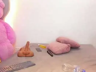Golden-shamy  live sex cam