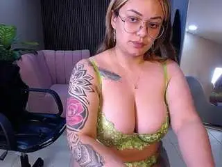 Hot-white-snows  live sex cam