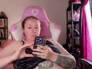 Kisica  live sex cam