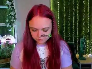 Luna-gold12  live sex cam