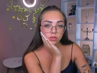 Luna-gold12  live sex cam