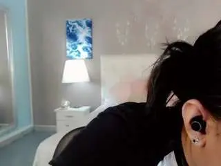 Maddisonivanova1  live sex cam