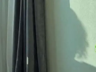 Nadin4  live sex cam