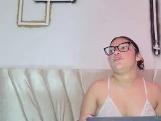 Natasha-robin  live sex cam