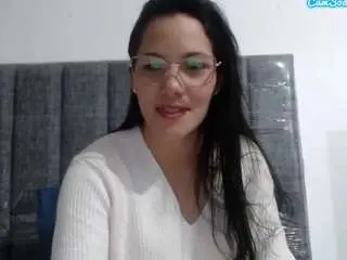 Realholly26  live sex cam