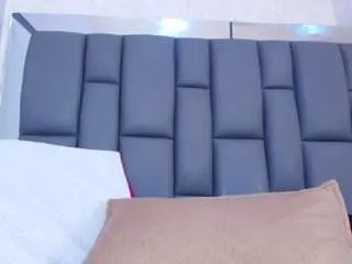 Amy-wats0n  live sex cam