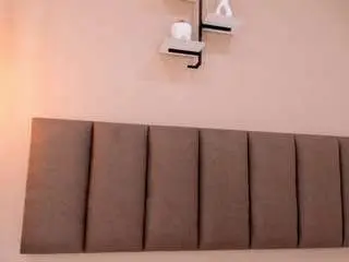 Amy-wats0n  live sex cam