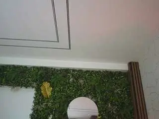 Kimmblaze  live sex cam