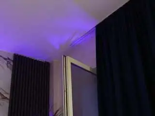 Kimmblaze  live sex cam