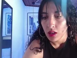 Ladyraing  live sex cam