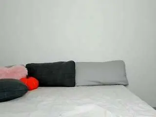 Maddieflowers  live sex cam