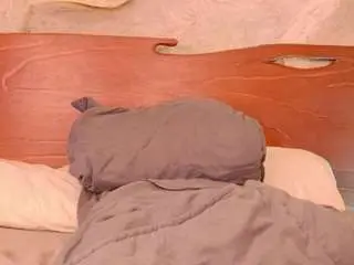 Alison-mooon  live sex cam
