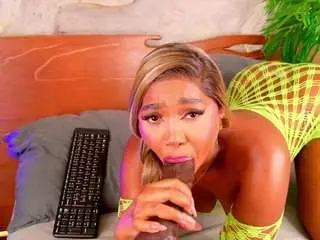 Alison-mooon  live sex cam