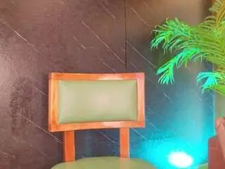 Alison-mooon  live sex cam