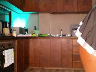 Alison-mooon  live sex cam