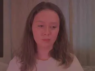 Kira-m  live sex cam