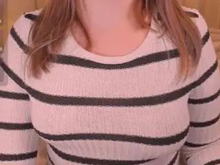 Kira-m  live sex cam