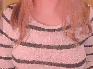 Kira-m  live sex cam