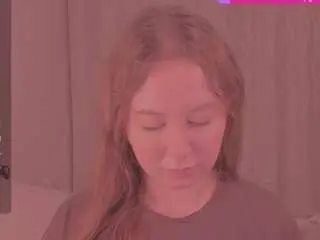 Kira-m  live sex cam