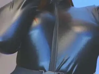 Kirakis  live sex cam