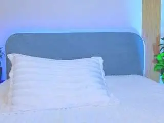 Kirakis  live sex cam