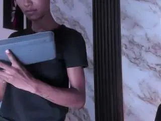 Ninavegass  live sex cam