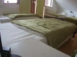 Voyeurcam-julmodels-bed-2  live sex cam