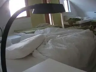 Voyeurcam-julmodels-bed-2  live sex cam