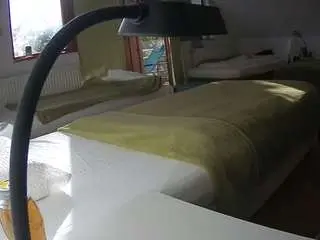 Voyeurcam-julmodels-bed-2  live sex cam