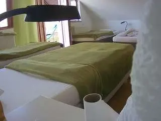 Voyeurcam-julmodels-bed-2  live sex cam