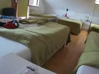 Voyeurcam-julmodels-bed-2  live sex cam