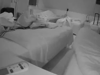 Voyeurcam-julmodels-bed-2  live sex cam