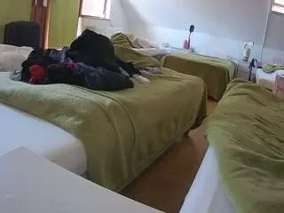 Voyeurcam-julmodels-bed-2  live sex cam